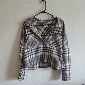 Gray Plaid Cropped Flannel